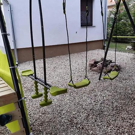 Apartament Flora Vendeghaz A Balatonnal
