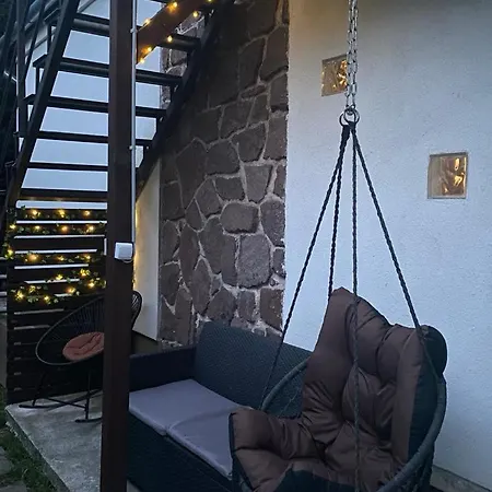 Flóra A Balatonnál Lovas