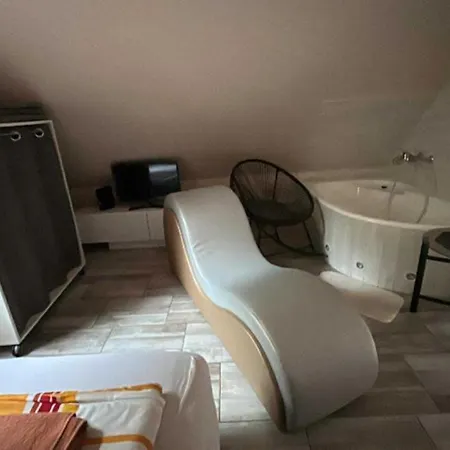 Flóra A Balatonnál Apartamento