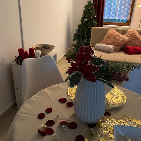 Flora Vendeghaz A Balatonnal Lovas
