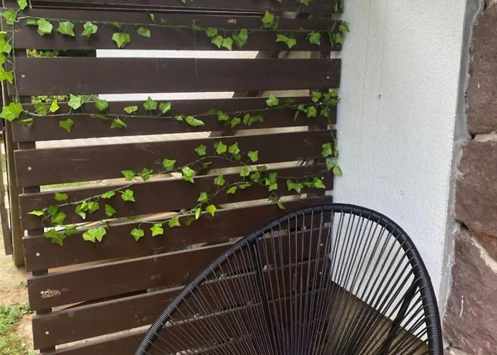 Lägenhet Flora Vendeghaz A Balatonnal *